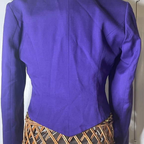 Vintage Cache - Picture 2 of 9